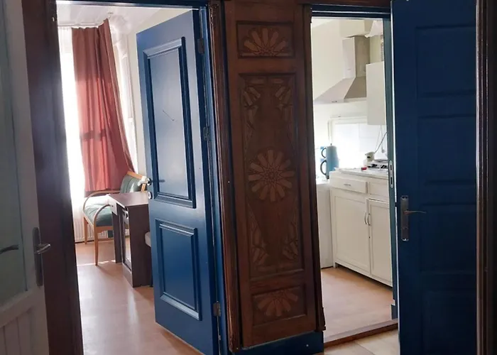 Blue Mansion Aparthotel *