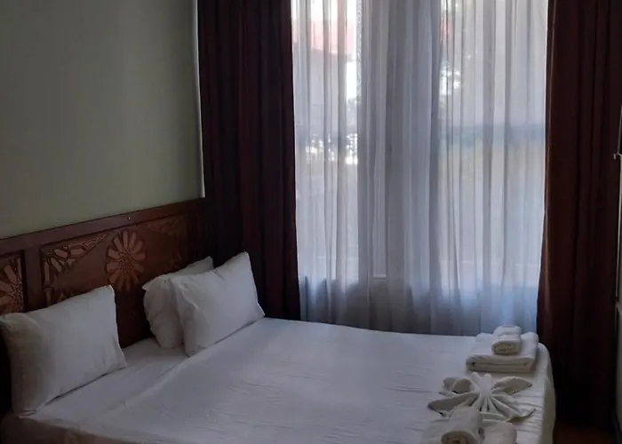 Blue Mansion Aparthotel