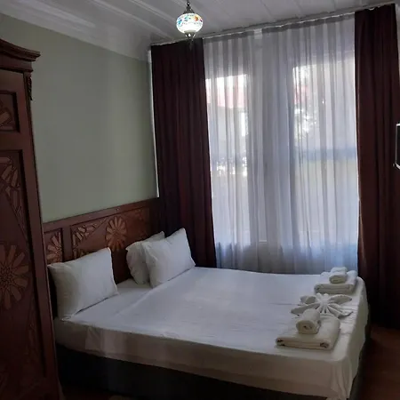 Aparthotel Blue Mansion *